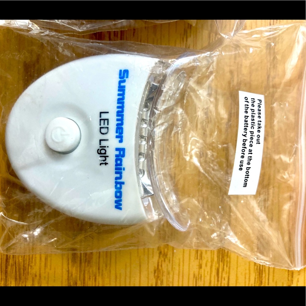 Brand New whitening mouth tray and LED light